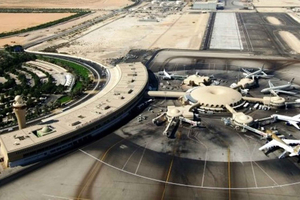 Transfer aeroportuale di Abu Dhabi verso l'hotel o viceversa