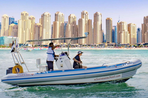 Abu Dhabi: Bådtilladelse niveau 2 RYA-uddannelse