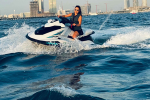 Abu Dhabi: Guided Jet Ski Experience at Radisson Blu