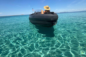 Abu Dhabi: Private Small Boat Rental (No License Required)