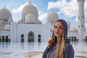 Tour privato da Dubai ad Abu Dhabi: Grande Moschea e Palazzo Reale