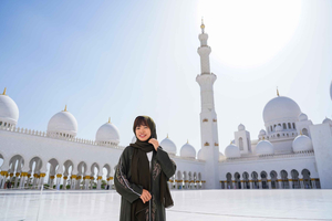 From Abu Dhabi: Grand Mosque, Royal Palace& Heritage Village