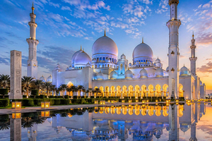 Ganztägige Städtetour mit Großer Moschee & Louvre