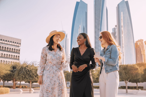 Halvdagstur i Abu Dhabi med guidet tur og afhentning i lufthavn og havn