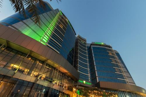 Holiday Inn Abu Dhabi, um Hotel IHG