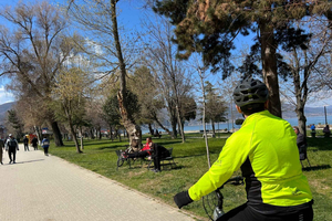 Sykkeltur: El-sykkeltur ved Ohrid-innsjøen