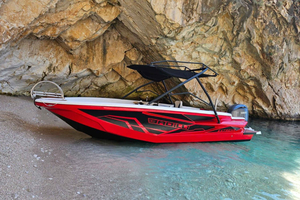 Dhërmi: Gjipe Beach & Pigeons Cave Boat Tour with Swimming
