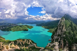 From Tirana: Bovilla Lake & Gamti Mountain Viewpoint Hike