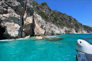 Himare: Catamaran Boat Trip with Swimming Stops