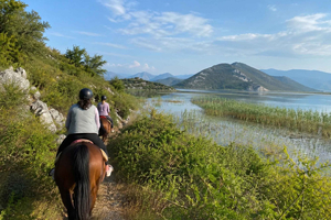 Lake Skadar: Wild Horse Riding & Fortress Trail