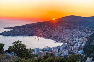 Saranda: Albanian Night at Lëkurësi Castle with Dinner &Show