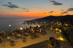 EXPERIENCIA AL ATARDECER EN EL CASTILLO DE LEKURSI, EN SARANDA