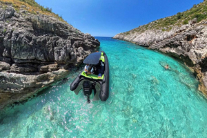 Hurtigbåttur til Sazan-øya, Haxhi Ali-grotten og Karaburun
