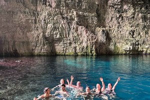 Vlorë: Sazan Island & Haxhi Ali Cave Speedboat Experience