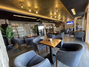 Brown Lounge Bar