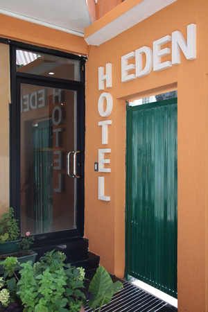 Eden Hotel