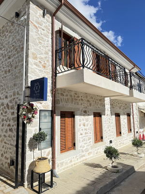 Elpis Guest House