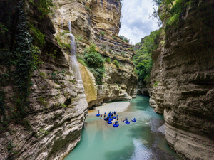 Flow Albania