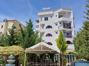 Grand Hotel eae, Durres
