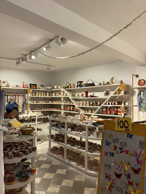 Hand made market