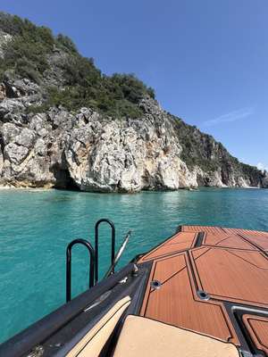Himara Seas The Day