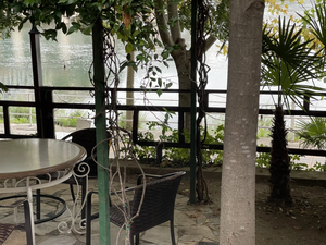Hotel Restorant Vëllezërit Vataksi