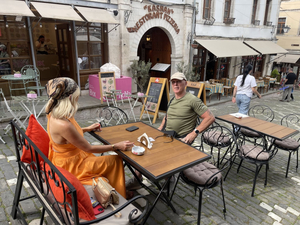 Libraria Restorant & Bar