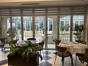Olivia Bar & Restaurant
