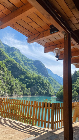Riverside Komani Lake
