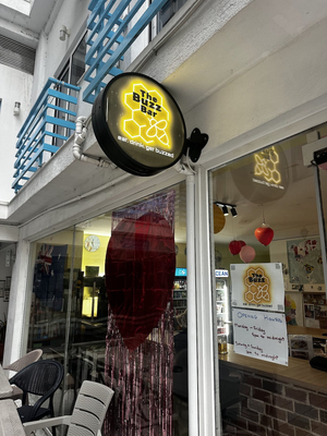 The Buzz Bar Saranda