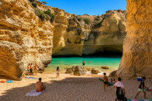 Albufeira: Piilossa olevat rannat ja paikalliset salaisuudet – tuk tuk -kierros