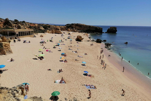 Albufeira: Private Sightseeing Tuk-Tuk Tour with Pickup
