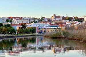 Fra Lagoa: Besøk Silves by med båt med Hop Off & Hop On