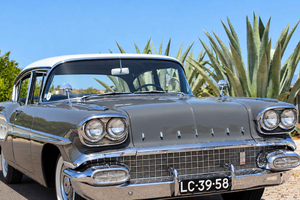 Private Classic Car Scenic Escape & Picnic Delight
