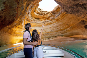 Private Tour 1h30 I Benagil´s Best Caves - Armação de Pêra