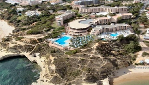 Auramar Beach Resort