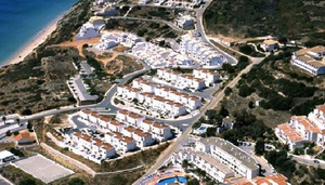 Salema Beach Club