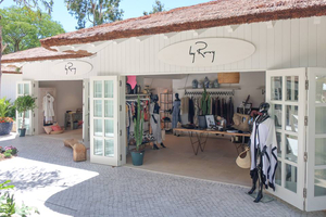 VLife Shopping Plaza