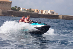 30-minute jet ski excursion along the coast of Alicante