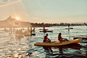 Alicante: Double Kayak Rental with Snorkel or Tapa and drink