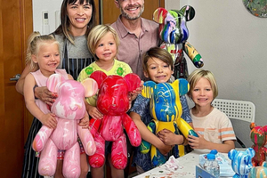 Alicante: Fluid Painting Workshop – Create Your Own Art