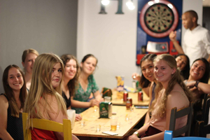 Alicante: Pub crawl z przewodnikiem, shotami i piwem