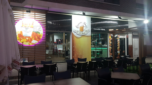 Cervecería Tapería La Esquina Del Barrio