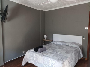Habitación3 Villena lavanda