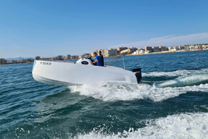 RENT BOAT CATTLEYA