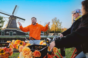 Amsterdam: Cheese Tasting, Windmill & Countryside Bike Tour