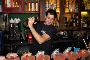 Amsterdam: Cocktailworkshop med velkomstdrink