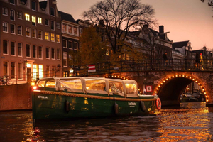 Wieczorny rejs kanałami Amsterdamu (o zachodzie słońca) z opcjonalnymi napojami