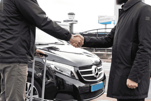 Amsterdam: Private Airport Taxi Transfer to/from Schiphol
