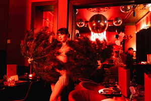 Bar Rouge live entertainment & dinner